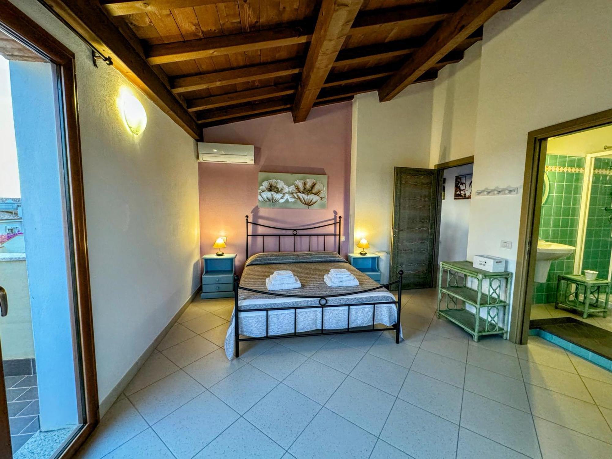 B&B Stell'E Mari Сант'Анна-Аррези Экстерьер фото