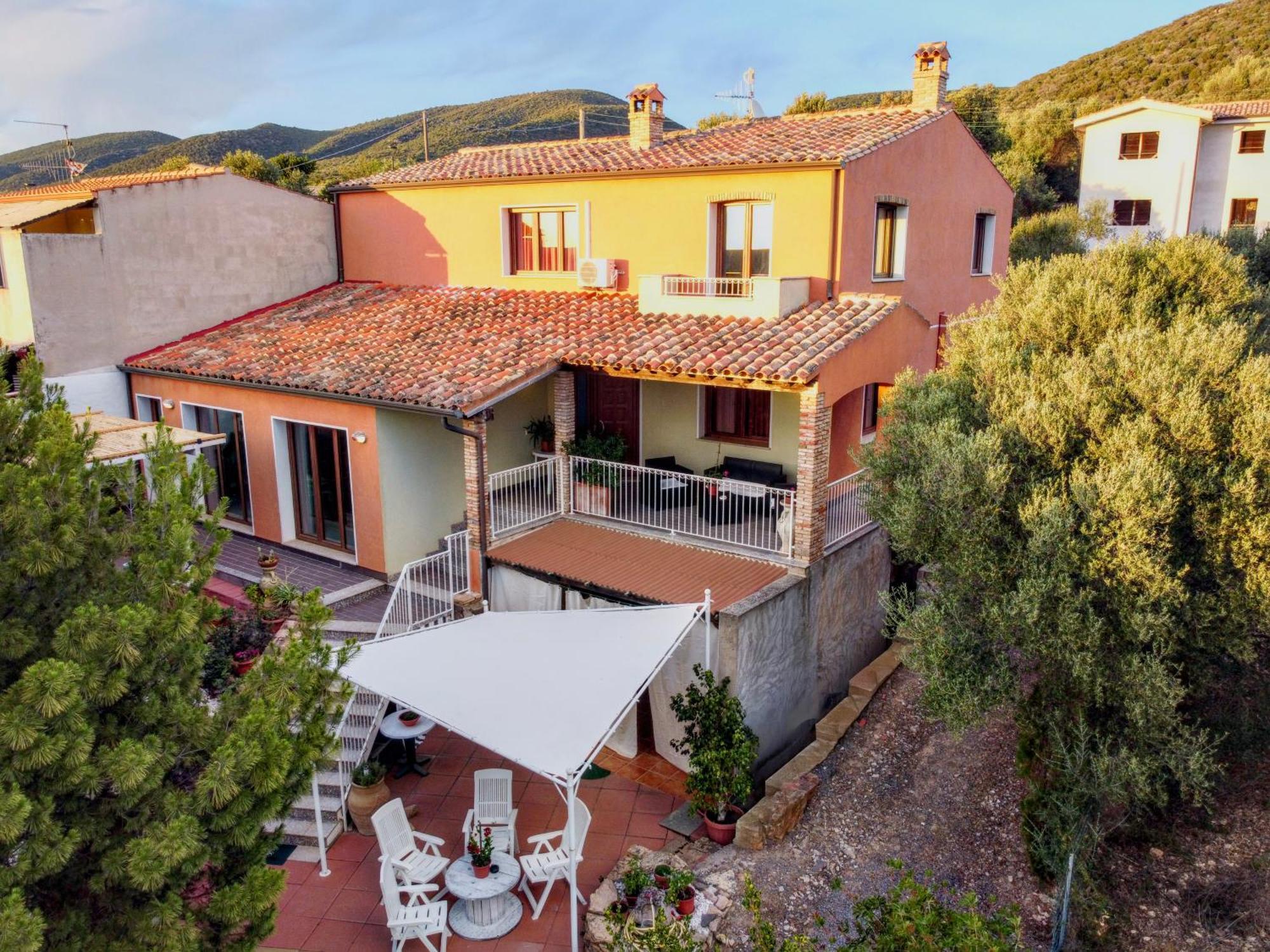 B&B Stell'E Mari Сант'Анна-Аррези Экстерьер фото